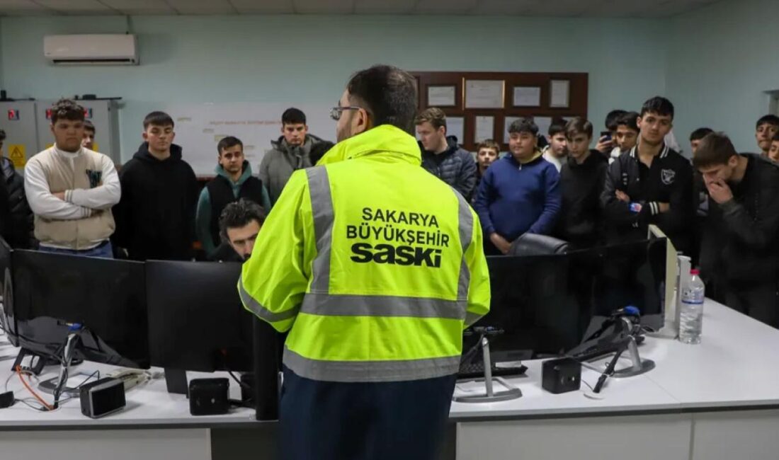 SASKİ, su ve yenilenebilir enerji üretimiyle alakalı öğrencilerin hayatına kılavuz