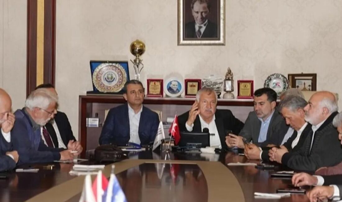 Adana Alevi Platformu Bileşenleri bünyesindeki 22 STK yöneticisi ile Başkan