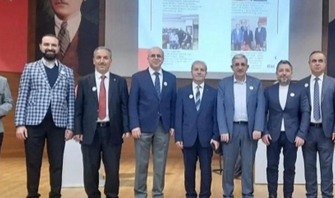 156 Yıldır nice isimsiz iyilik neferlerinin ellerinde yükselen Kızılay bayrağının